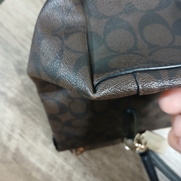 Coach Tote Bag In Signature Canvas & Leather Carryall Brown and black. - Picture 15 of 16